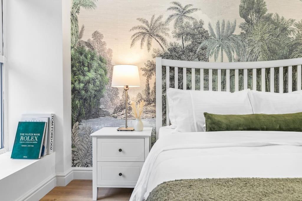 Holiday Home 2Br L 2Ba With Patio-Sleep 6 Λονδίνο Εξωτερικό φωτογραφία